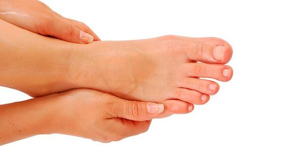 pied sain après traitement mycose des ongles